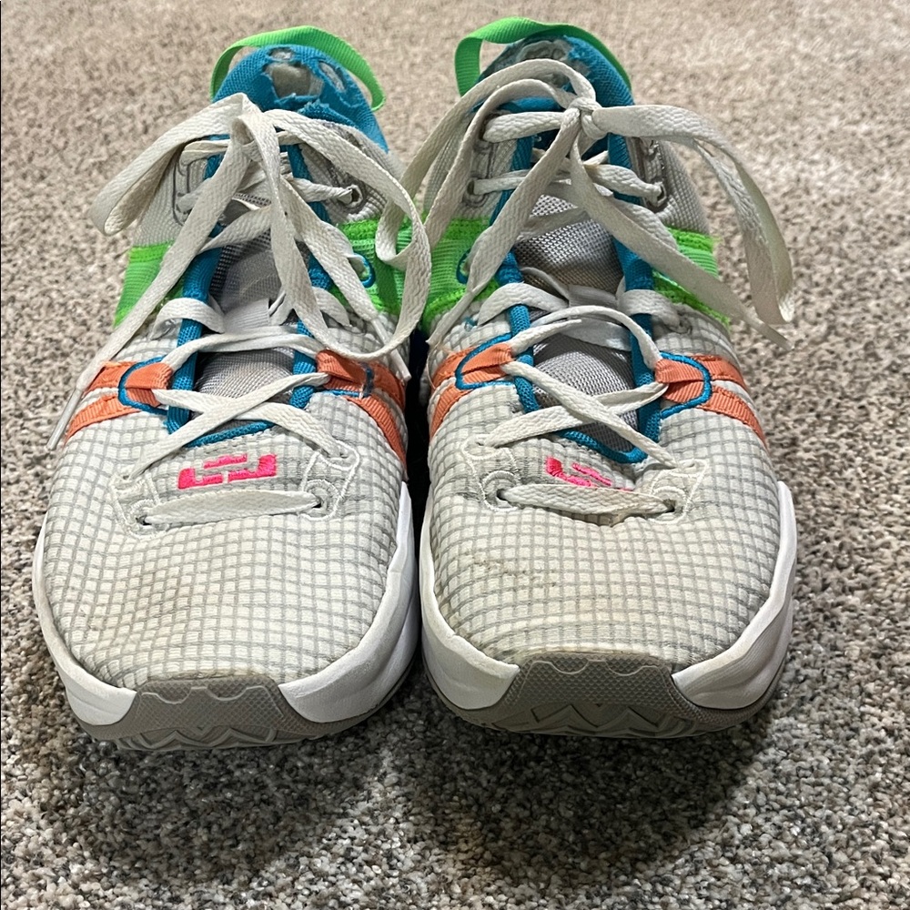 Nike Men’s Sneakers in White, Orange, Green, Blue, and Pink!